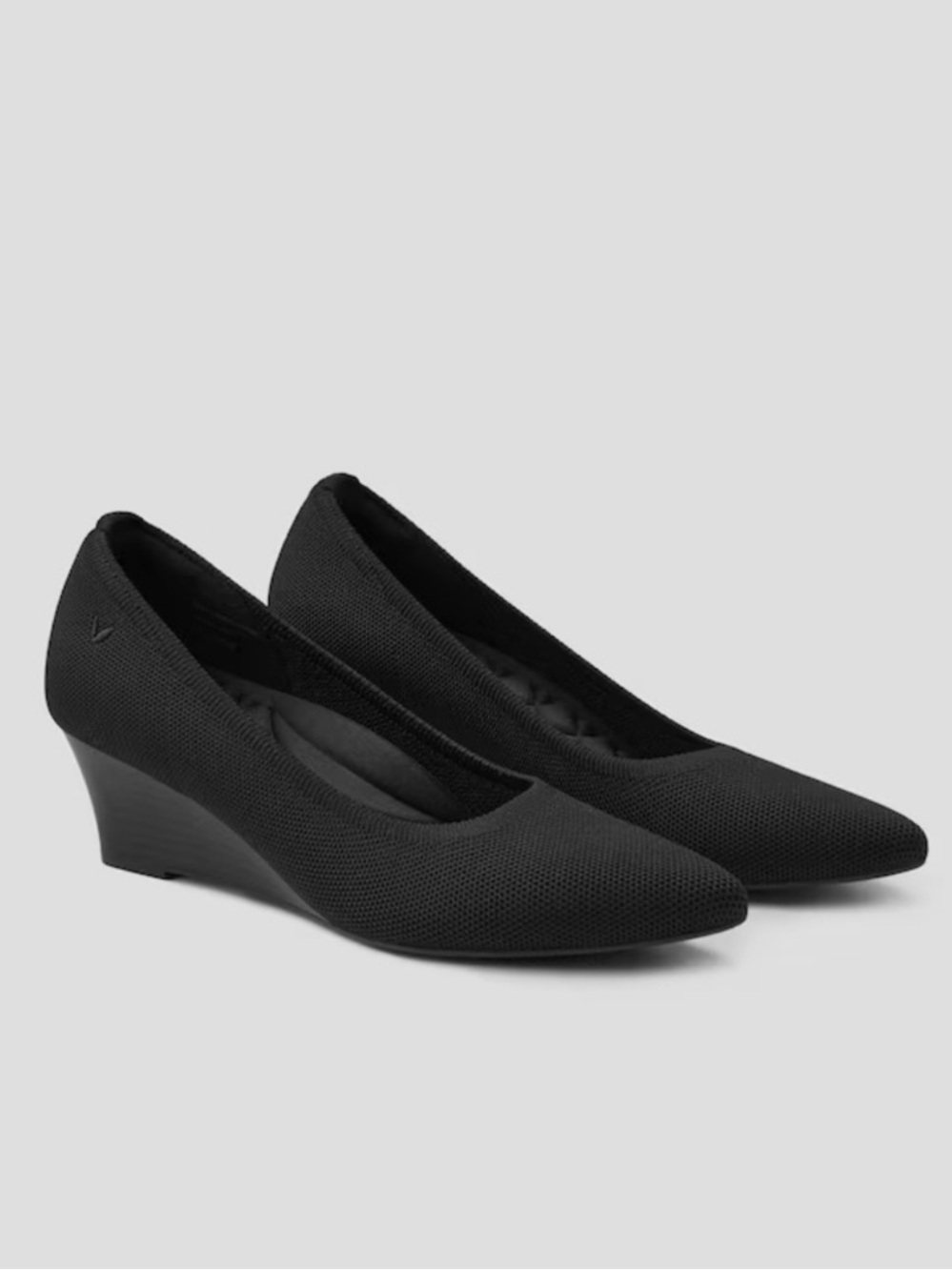 VIVAIA Pointed Toe Wedge (Aria Wedge Pro) Size 10.5
